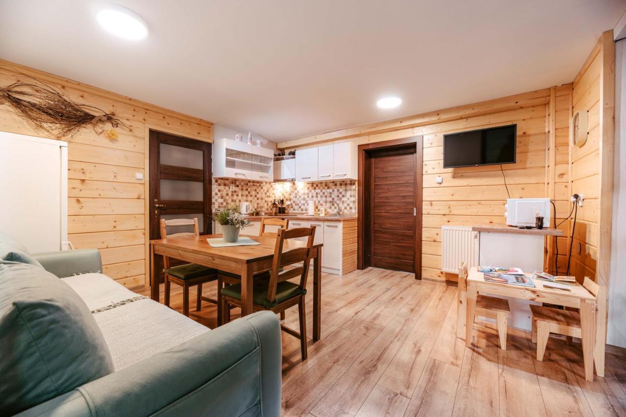 Apartman Florian 트렌시안스케테플리스 외부 사진